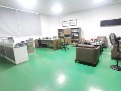 长安沙头楼上新出精装修700平厂房招租