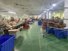 厚街镇1400平原房东易招工交通方便实际面积出租2吨货梯
