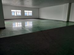 10元二楼2500平方现成办公室地坪漆易招工带3吨货梯急租