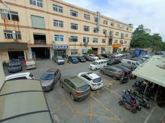 乌沙大润发附近刚空一楼500平厂房低价出租