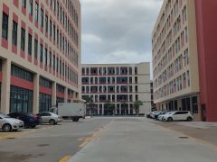 10低价租，惠城三栋园区红本厂房带装修一楼高度7米