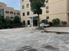 常平 常平 空地超大，原房东花园式油性家具喷油环评厂房出租，