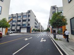 龙华大浪商业中心全新整层原房东红本精装修厂房1650出租