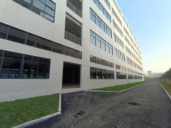 平潭怡发工业区全新红本厂房2200平方 12元出租