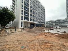 凤岗主干道边上原房东厂房直租年前定房免租期3个月面积1千起租
