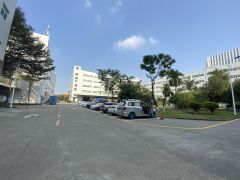 300平起爱联原房东工业区新出楼上1000平精装仓库厂房出租