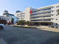 大工业区花园式工业园新出楼上800平方带装修办公仓库厂房出租