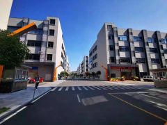 坂田岗头大型科技园新空出300平方带精装修办公室仓库厂房出租