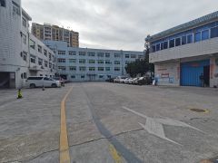 龙华新区观澜主干道边地铁站附近工业园一楼标准厂房980平在租
