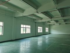 一手房东自建标准厂房，带货梯，手续齐全，交通方便
