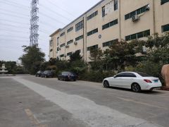 寮步 良边 独院厂房 分租 一楼300平方，价格便宜地段好