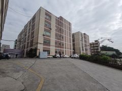 观澜大水坑5米高一楼厂房出租面积360平米，水电齐全简单装修