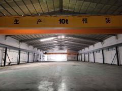 高度10米两部10吨航车的单一层厂房，水电齐全