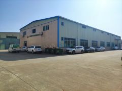 滴水8米独栋钢构厂房出租现成行车办公室适合五金模具设备塑胶等