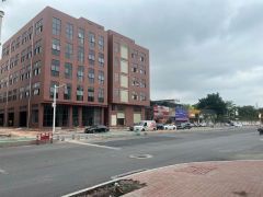 塘厦大马路边现成装修独栋厂房出租1280平可分租小加工厂