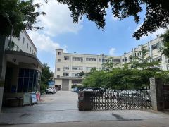 大亚湾经济开发区新空出工业园标准无尘车间2150平米低价出租