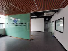 10块！800平带装修厂房出租带红本可办环评原房东低价