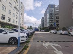 武深高速口约场大型工业园区2000平米一层带装修办公室出租