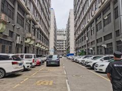 公明田寮大型园区楼上厂房出租1900平，精装带办公室无尘车间