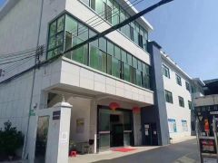 公明田寮新出小独院12楼共1800平，精装带办公室水电齐全