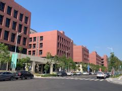 租金10元起横岗地铁口旁原业主花园厂房出租一楼1000平起租