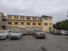 龙岗平湖富民工业区主干道边一楼450平厂房出租可分租可进货柜