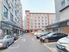 爱联地铁口电商产业园楼上200平带精装修办公室厂房出租