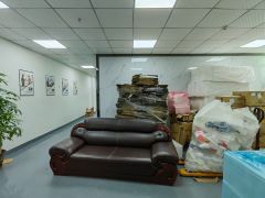 光明精装修900平独门独院分租高新研发办公仓库低价厂房出租