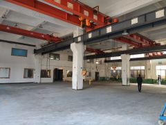 大岭山杨屋新空出一楼1200平带航车办公室装修低价厂房出租