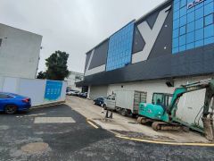 龙岗汽车城厂房，二手车市场，4S店，汽车售后，展厅等汽车行业