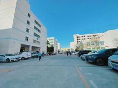 虎门镇赤岗社区楼上800平带红本，带消防喷淋低价厂房出租