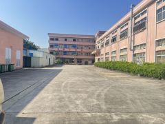 常平新出原房东标准小独院。带独栋豪华办公室，形象好空地超大，