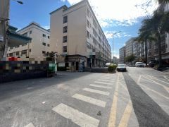 观澜大和轻轨站楼上精装修厂房仓库出租面积1200平米带红本