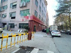 南山西丽独栋厂房1500平仓库出租 18元起进车方便可生产