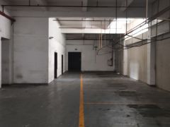 石碣刘屋独院厂房 1楼1100平方，租金22可谈，宿舍按需