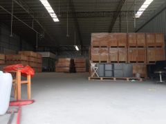 临近深圳方向 大岭山原房东出租2000平厂房空地大可分租