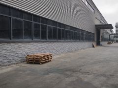 大朗镇新马莲附近村委单一层2000方出租，滴水10米带牛角便