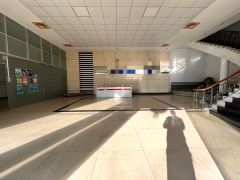长安锦厦一楼1000平厂房间低价出租 临界深圳 五金 注塑