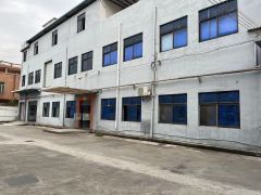 横沥个人工业厂房一楼出租 1200 平方可以分租 600 平