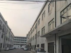 大岭山颜屋高速附近，园区厂房出租 精装修 超低价 1500平