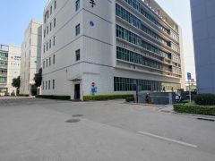 龙岗爱联大工业区楼上2000平带装修厂房仓库出租300起分租