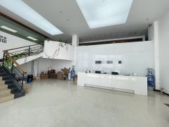 坂田地铁站旁高新园区红本厂房880平带精装修出租