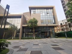 东莞厚街镇独栋花园式办公楼，带电梯豪华装修，原房东无公摊面积