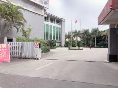 仲恺陈江厂房仓库4000平，低价13块现成装修出租，可分租。