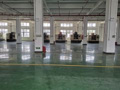 坪山138大工业区原房东红本1楼1000平方层高6米大小可分