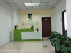 公明蒋石厂房出租1100（车间全新地平漆，水电主线到户）