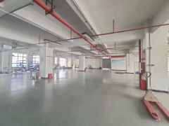 塘厦沙湖工业园3楼680平厂房出租，有现成办公室装修，拎包即