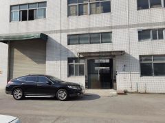 全新装修1000平厂房低价出租园区形象好空地大交通方便8米高