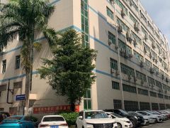 大浪6号线地铁口旁工业园600平精装修厂房出租近商业中心价优