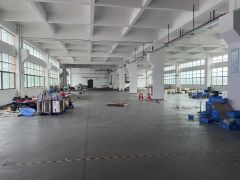 黄江新出标准一楼2500平米空地大带办公室装修